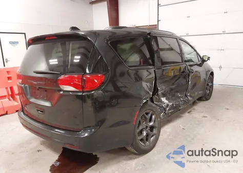 2019 Chrysler Pacifica Touring Plus from USA, damaged, VIN 2C4RC1FGXKR567124